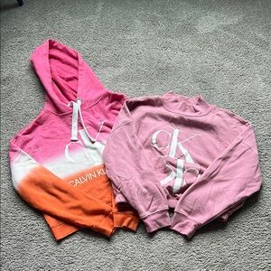Calvin Klein Jeans Cropped Sweatshirts